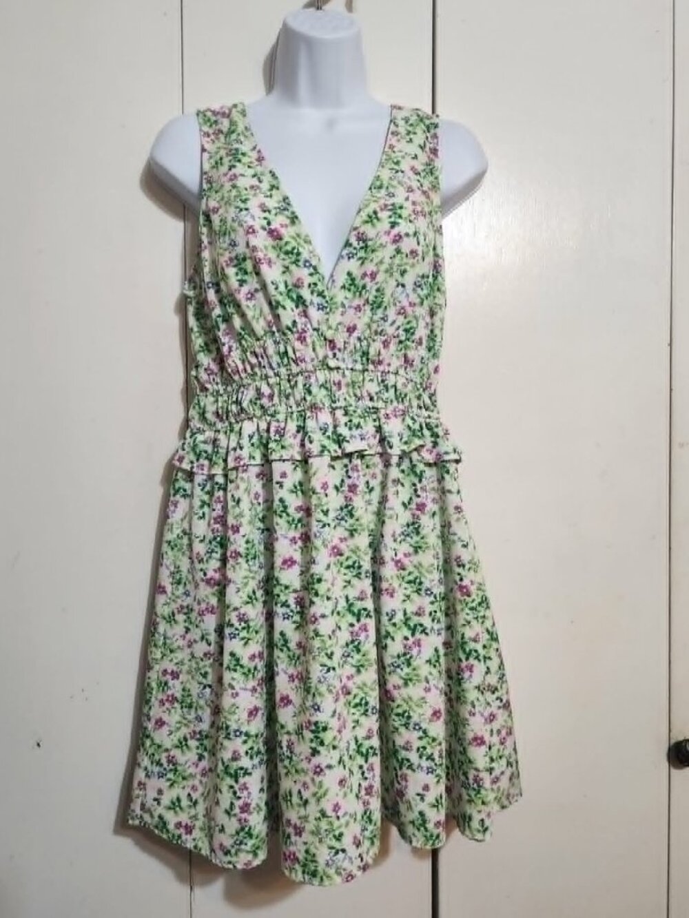 Hesperus XL Floral Dress Sleeveless V-Neck Smocked Waist Cottagecore Boho Summer